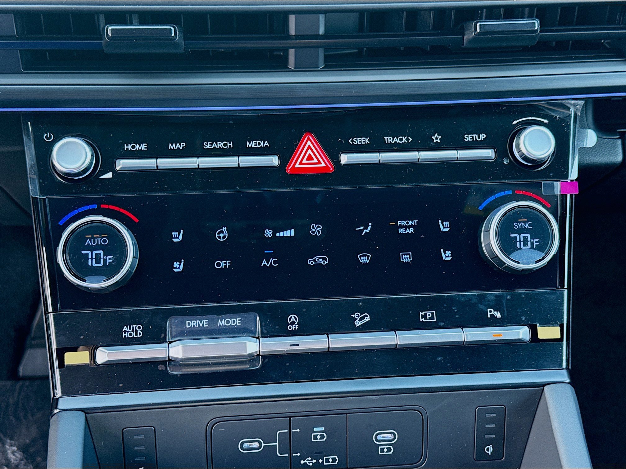 New 2026 Hyundai Santa Fe Calligraphy FWD image 13