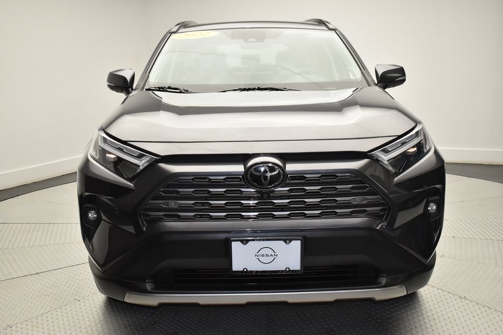 Used 2022 Toyota RAV4 Limited AWD/4WD image 2