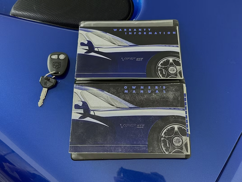 Used 1997 Dodge Viper GTS RWD image 27