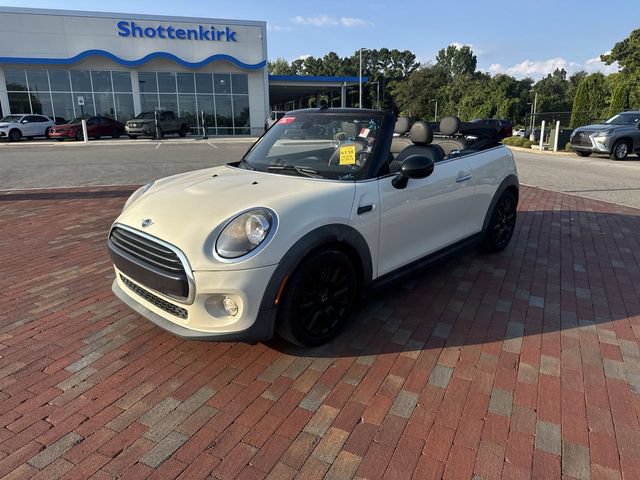 Used 2019 MINI Cooper Convertible w/ Signature Upholstery Package FWD image 1