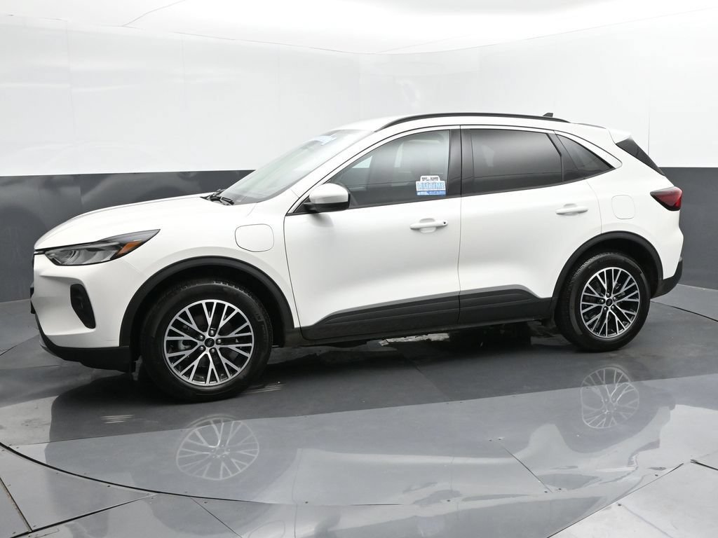 New 2024 Ford Escape SE FWD image 2