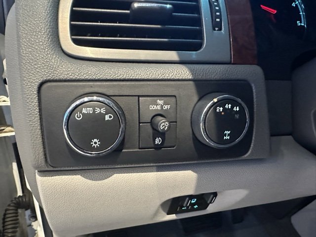 Used 2014 Chevrolet Silverado 2500 LTZ w/ Suspension Package, Off-Road image 31