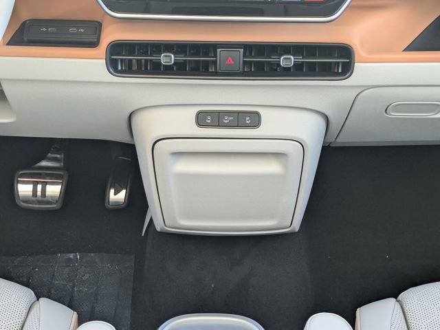 New 2025 Volkswagen ID. Buzz 1st Edition image 20