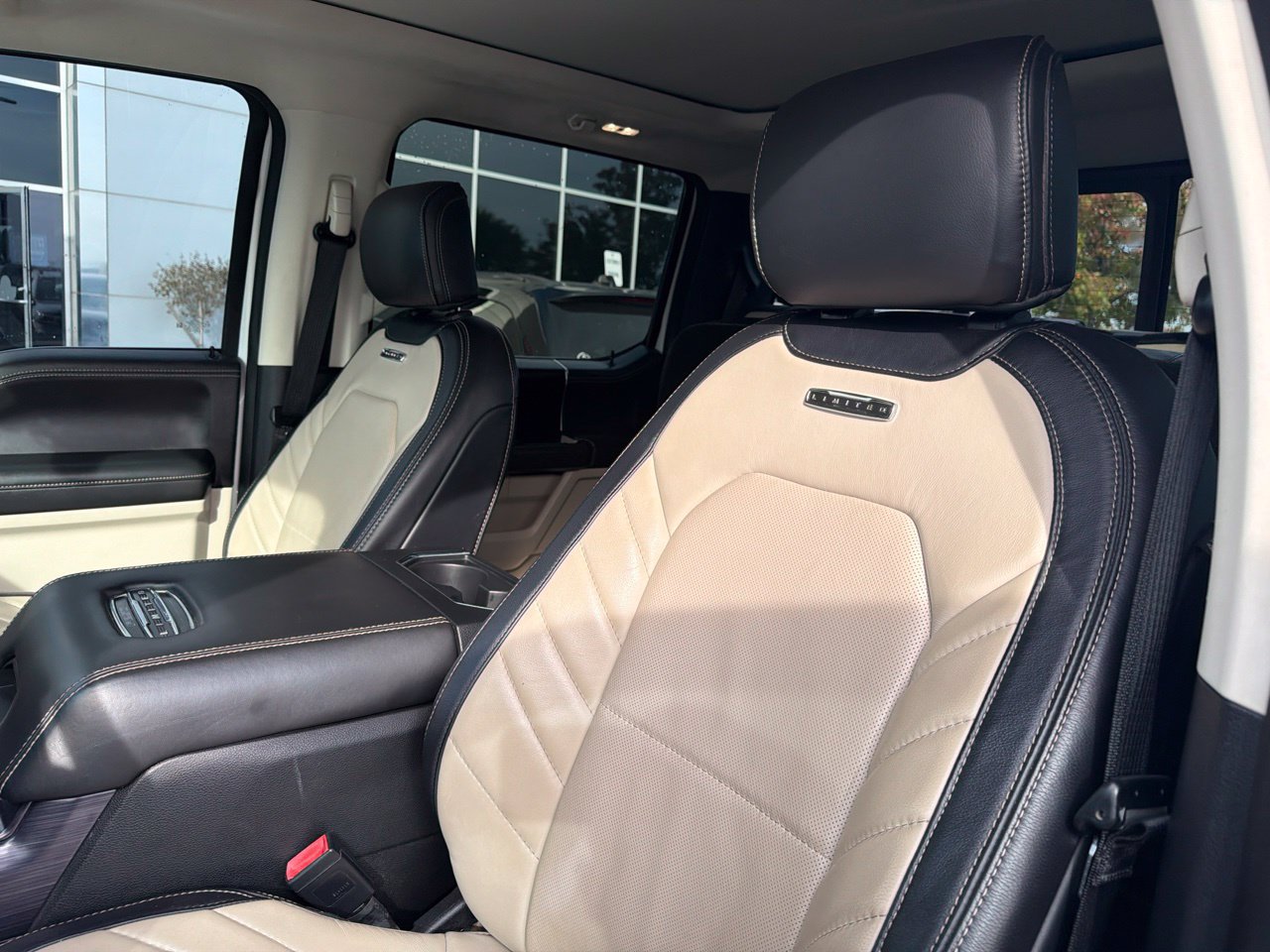 Used 2021 Ford F250 Limited AWD/4WD image 16