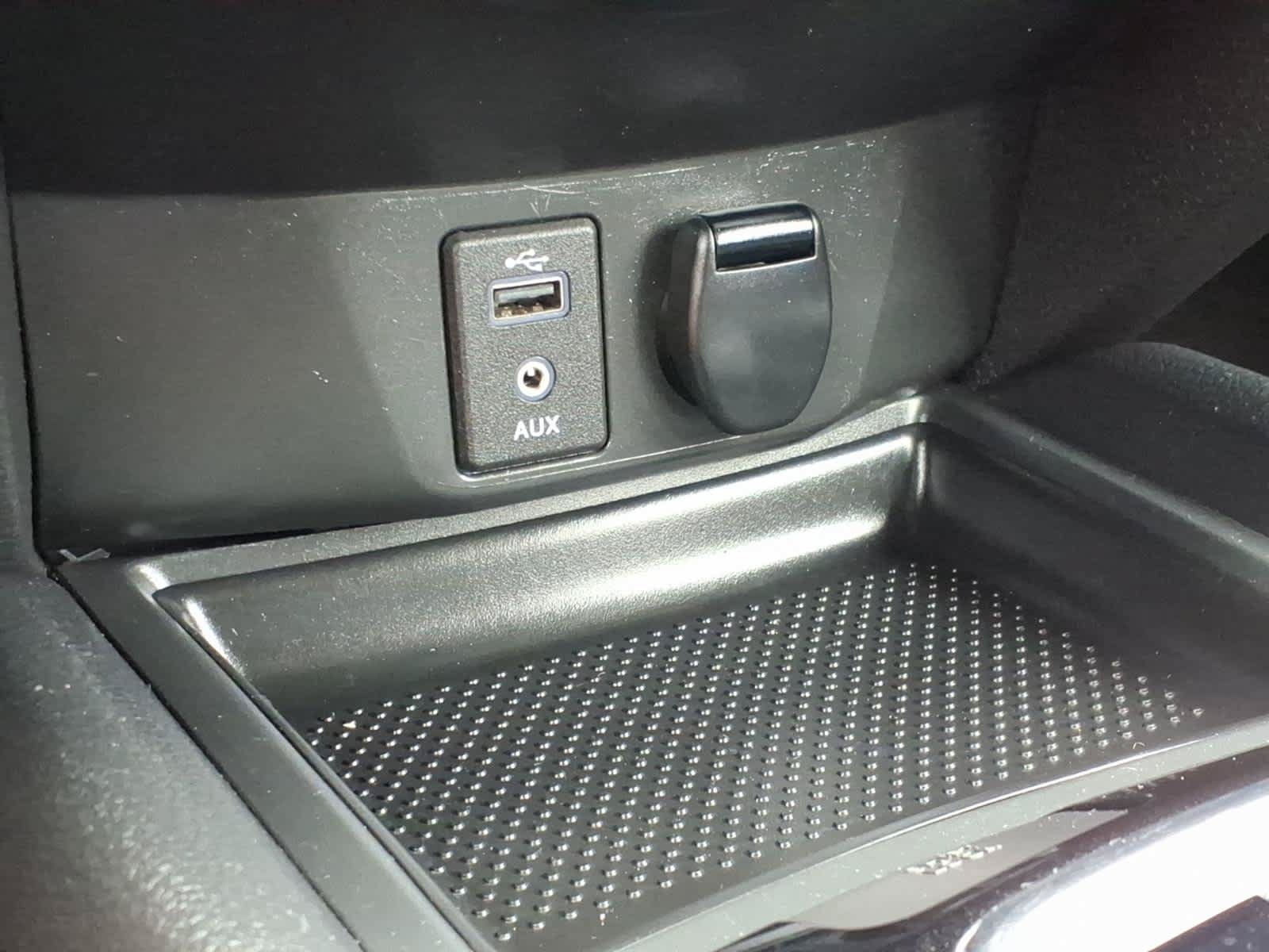 Used 2017 Nissan Rogue S FWD image 18