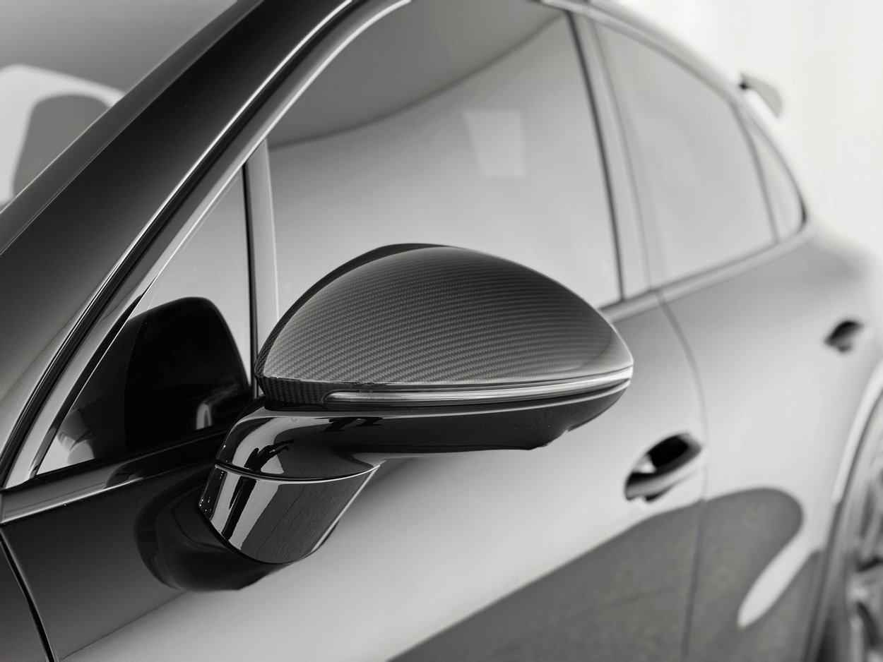 Used 2024 Porsche Cayenne Turbo GT image 44