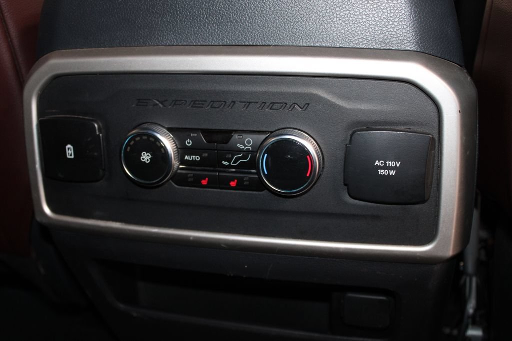 Used 2024 Ford Expedition Max Limited AWD/4WD image 36