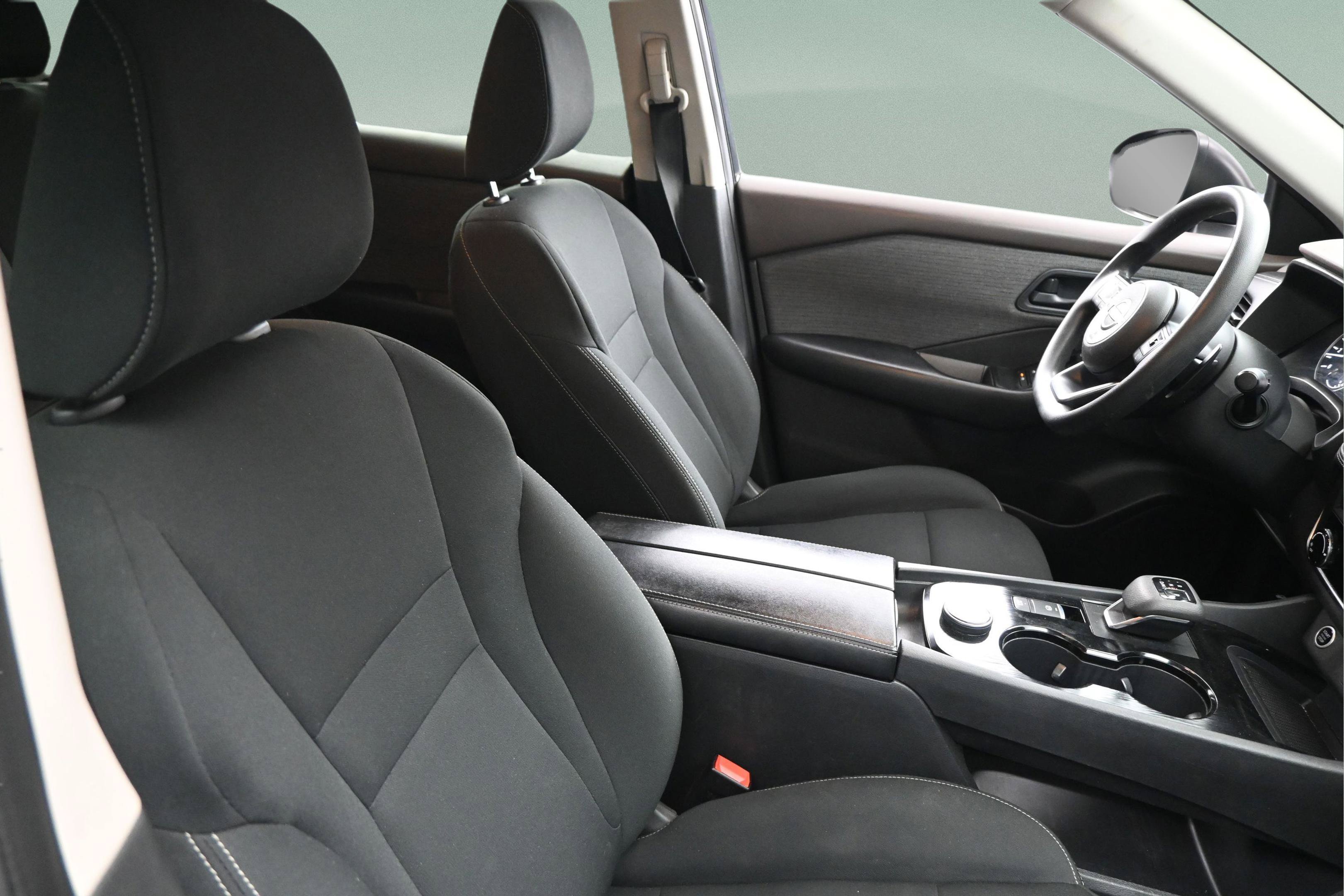 Used 2023 Nissan Rogue S AWD/4WD image 36