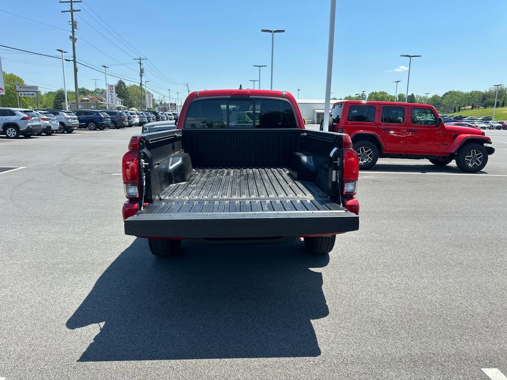 Used 2019 Toyota Tacoma SR w/ SR Convenience Package AWD/4WD image 11
