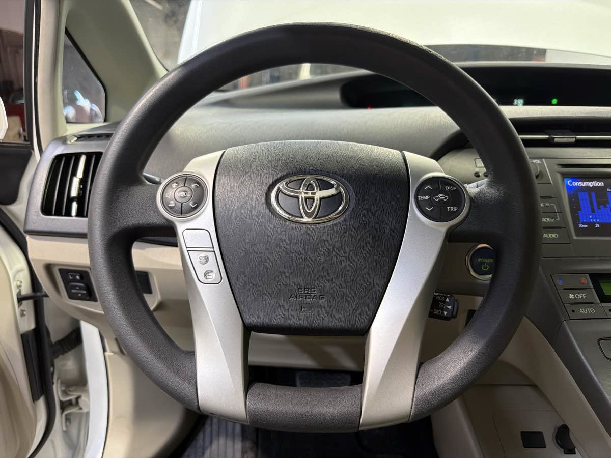 Used 2012 Toyota Prius Two FWD image 16