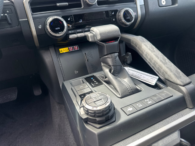 New 2026 Toyota Tacoma TRD Off-Road w/ TRD Off Road Premium Package AWD/4WD image 21