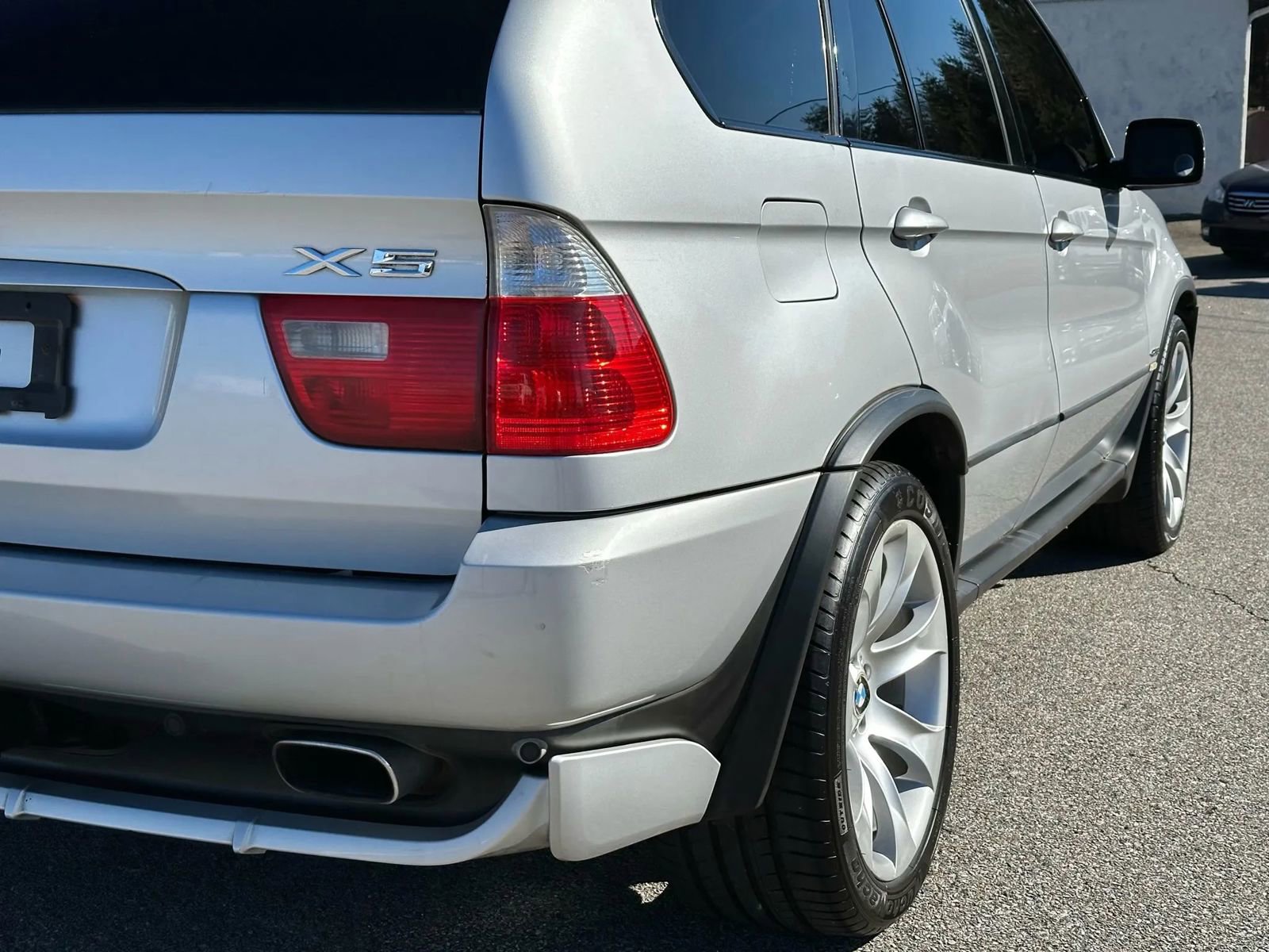 Used 2005 BMW X5 4.8is image 25