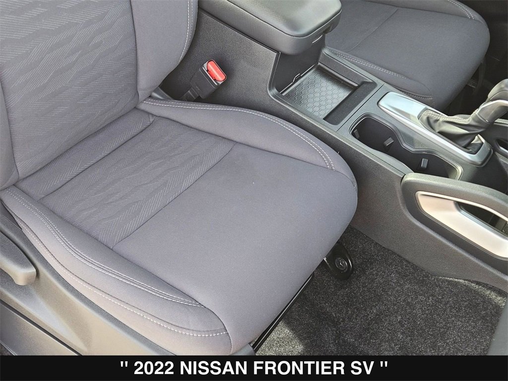 Used 2022 Nissan Frontier SV w/ Technology Package image 32