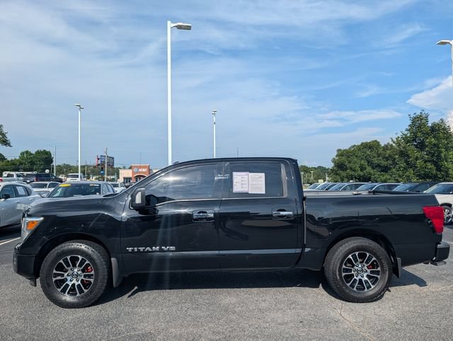 Used 2020 Nissan Titan SV w/ SV Convenience Package RWD image 10