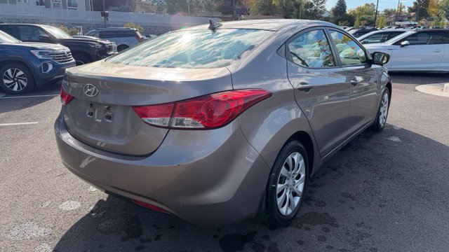 Used 2012 Hyundai Elantra GLS FWD image 4
