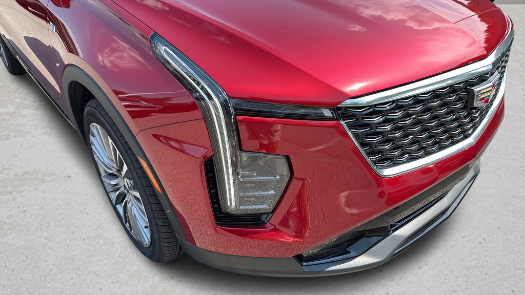 Used 2024 Cadillac XT4 Premium Luxury w/ Active Safety Package AWD/4WD image 11