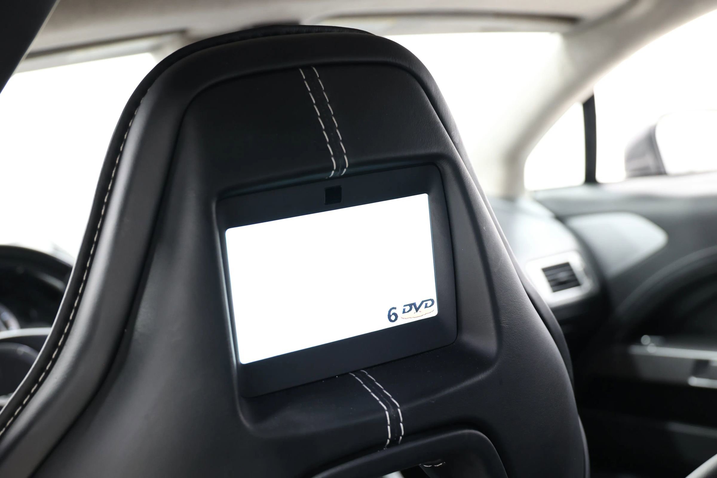 Used 2015 Aston Martin Rapide S image 50