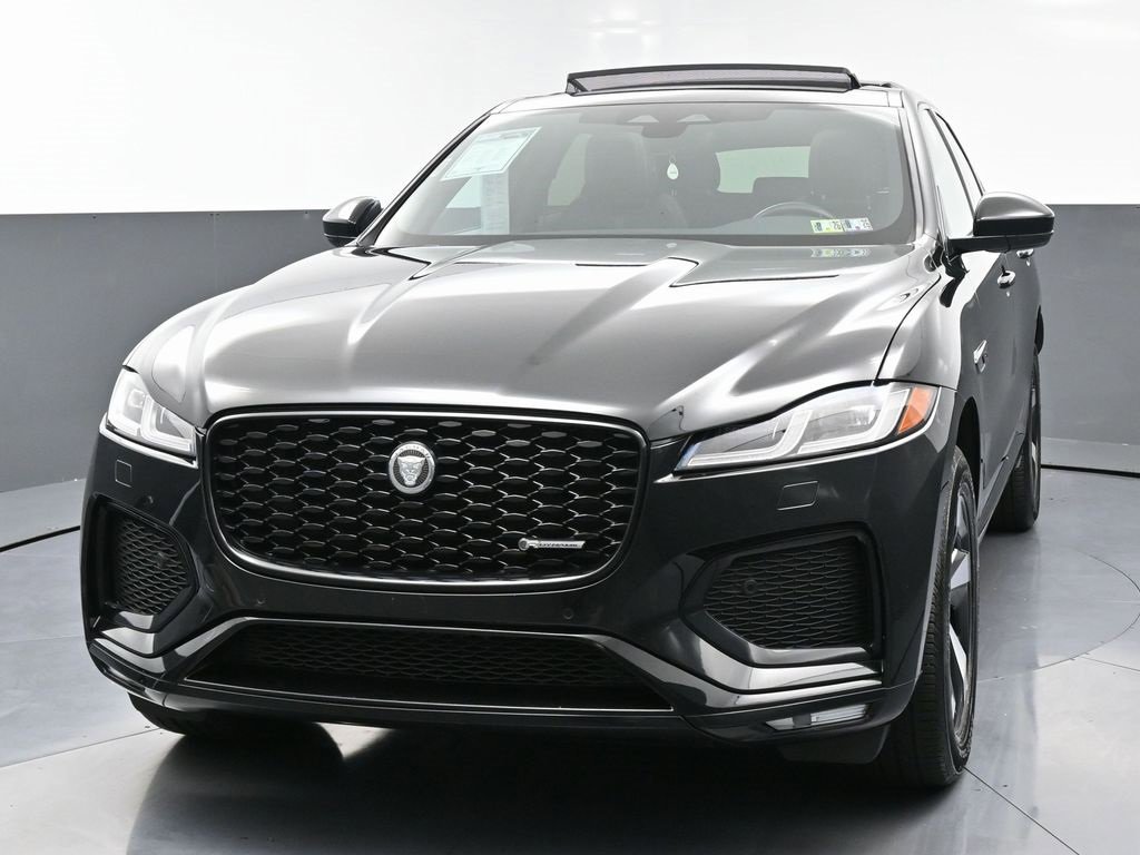 Used 2024 Jaguar F-PACE R-Dynamic S image 5