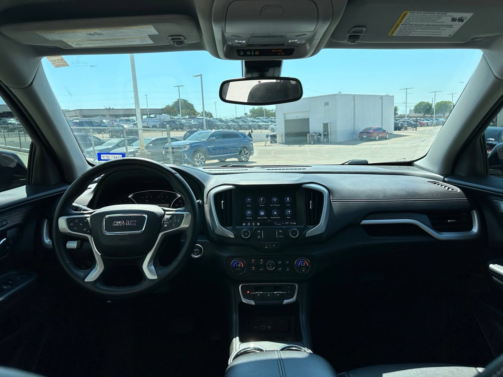 Used 2024 GMC Terrain SLT w/ Tech Package FWD image 16