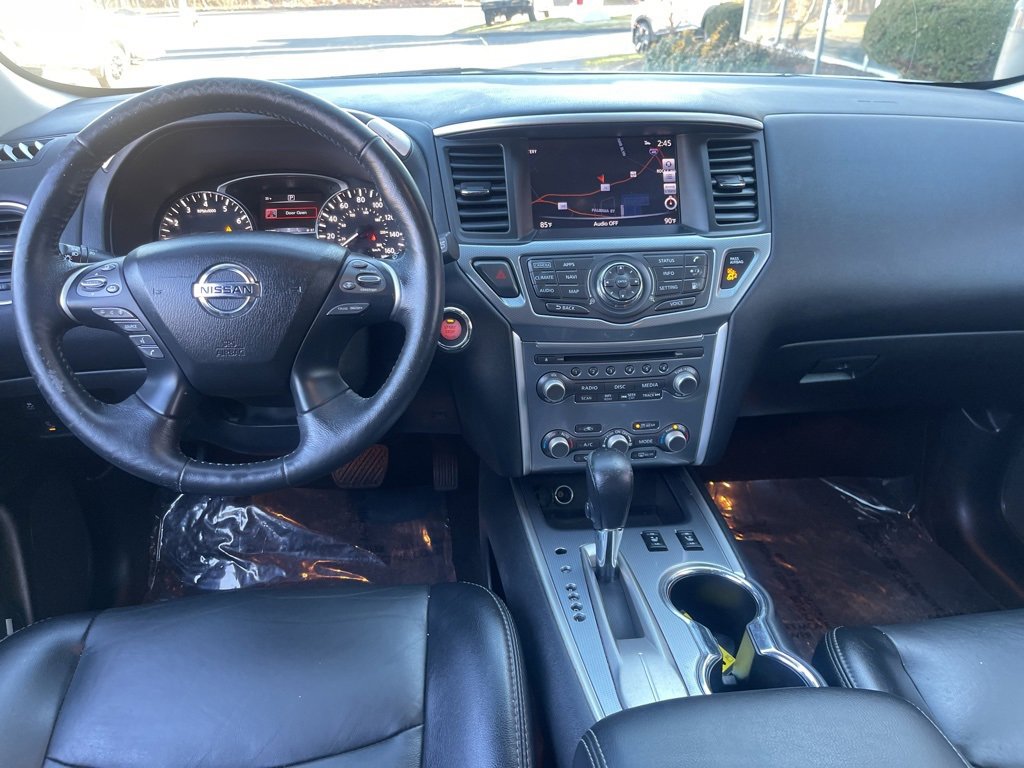 Used 2018 Nissan Pathfinder SL w/ Midnight Edition Package image 10