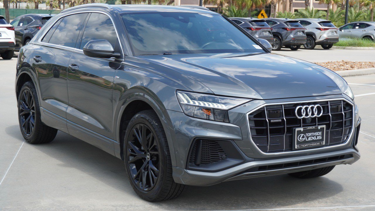 Used 2021 Audi Q8 Premium Plus w/ Premium Plus Package AWD/4WD image 4