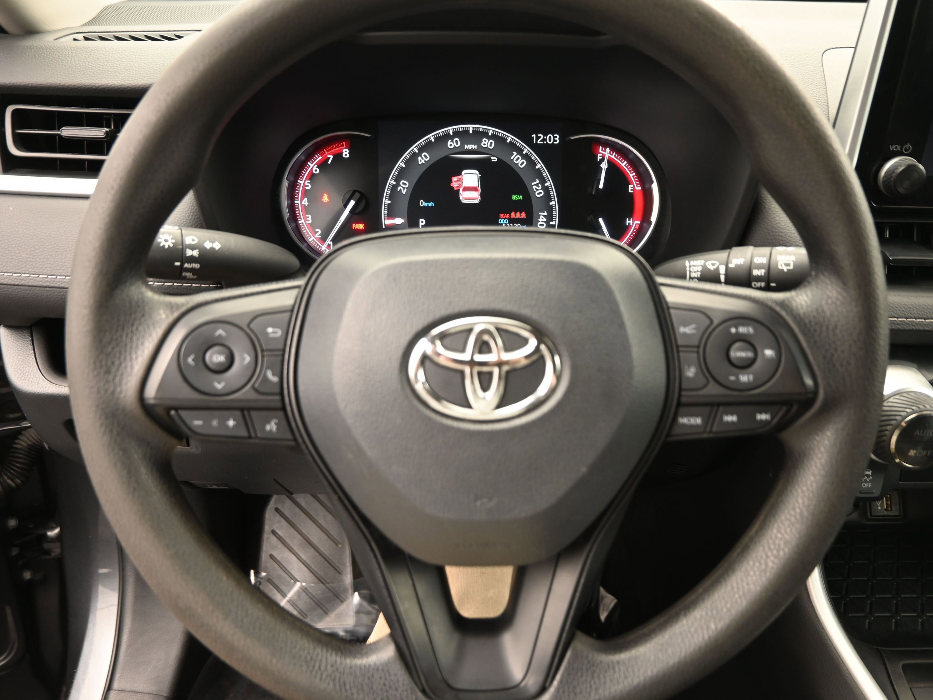 Used 2023 Toyota RAV4 XLE image 16