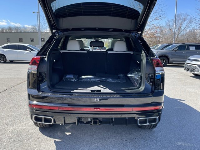 New 2025 Volkswagen Atlas Cross Sport SEL Premium R-Line image 26