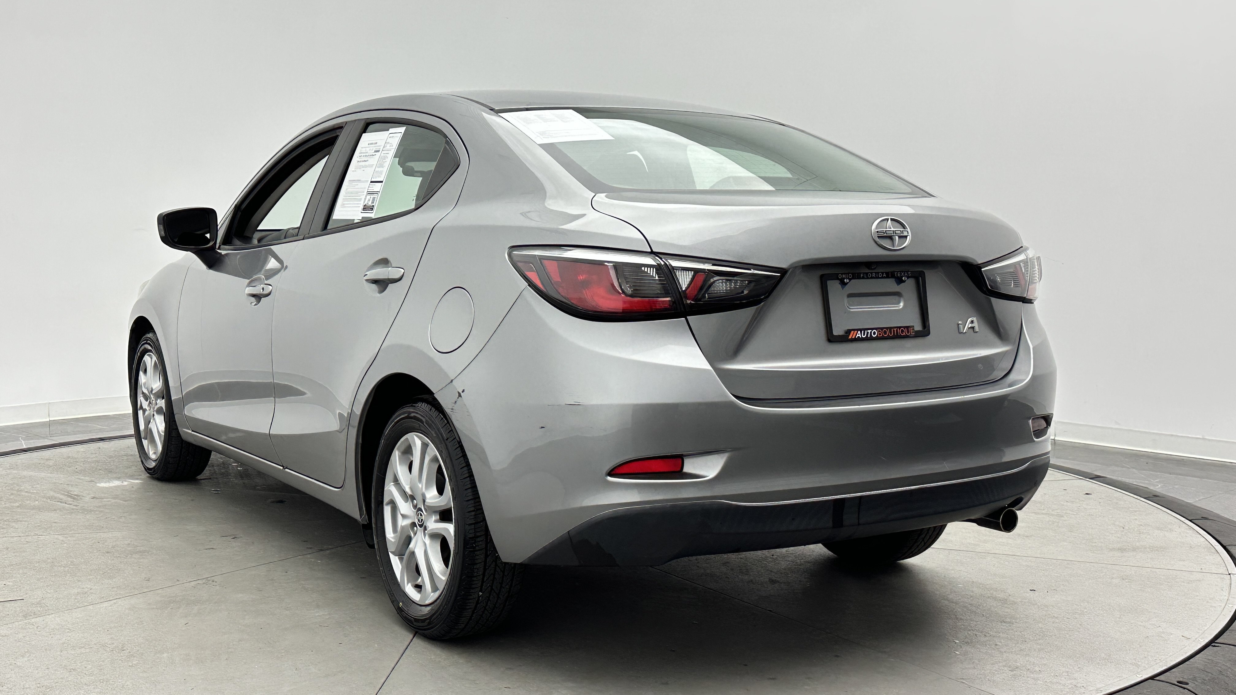 Used 2016 Scion iA FWD image 5