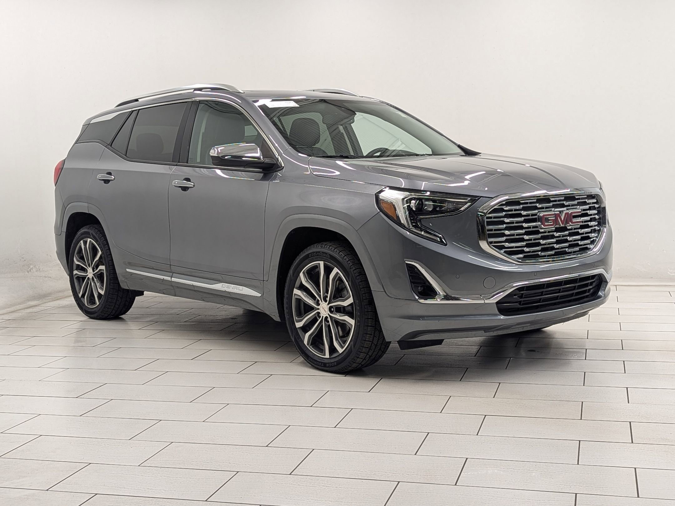 Used 2020 GMC Terrain Denali image 6