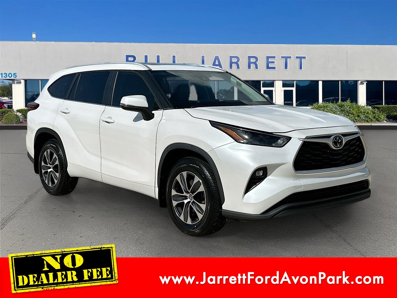 Used 2024 Toyota Highlander XLE