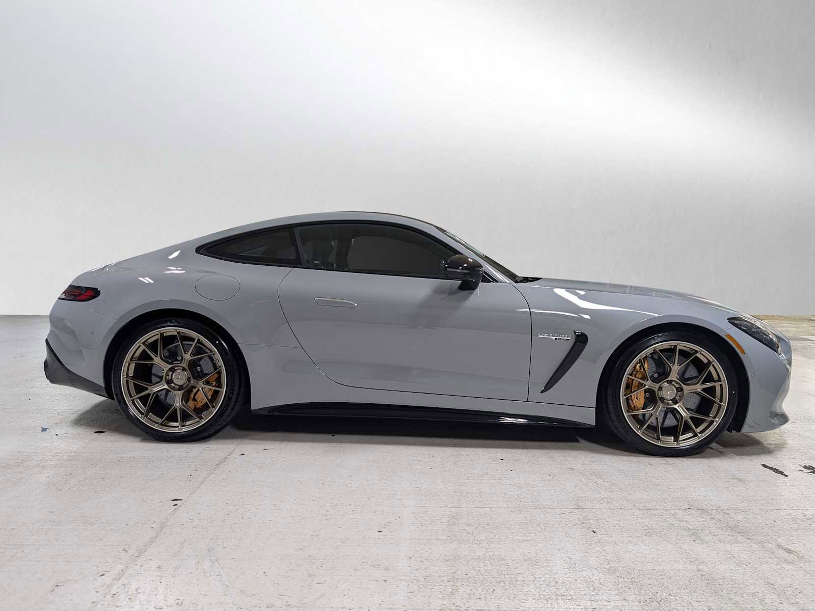 New 2025 Mercedes-Benz AMG GT 63 image 8