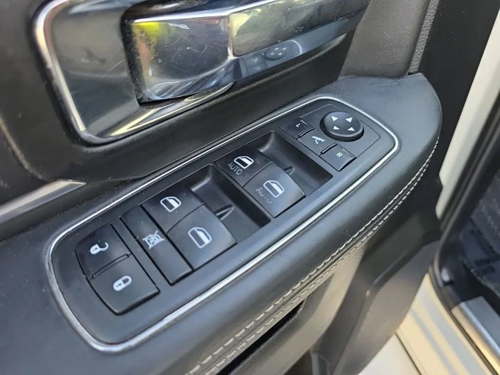 Used 2018 RAM 2500 Limited AWD/4WD image 14