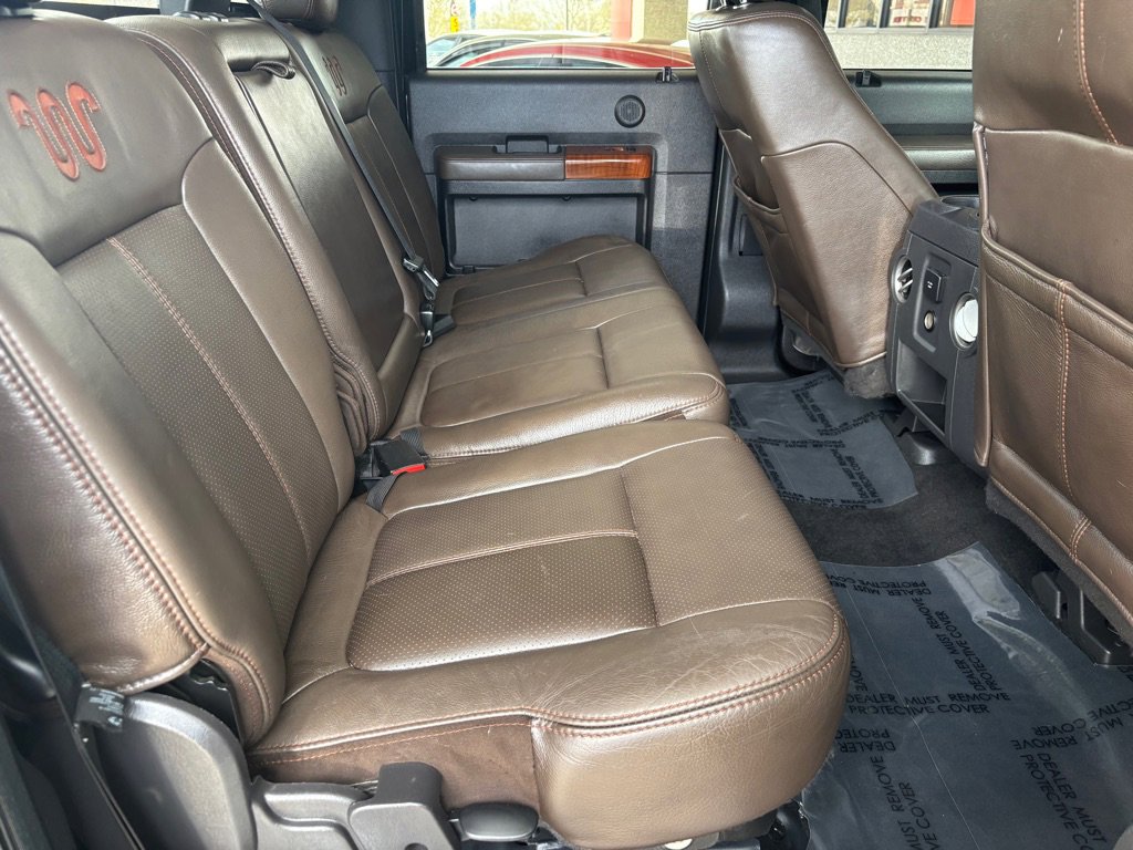 Used 2016 Ford F250 King Ranch w/ King Ranch w/Chrome Package AWD/4WD image 28