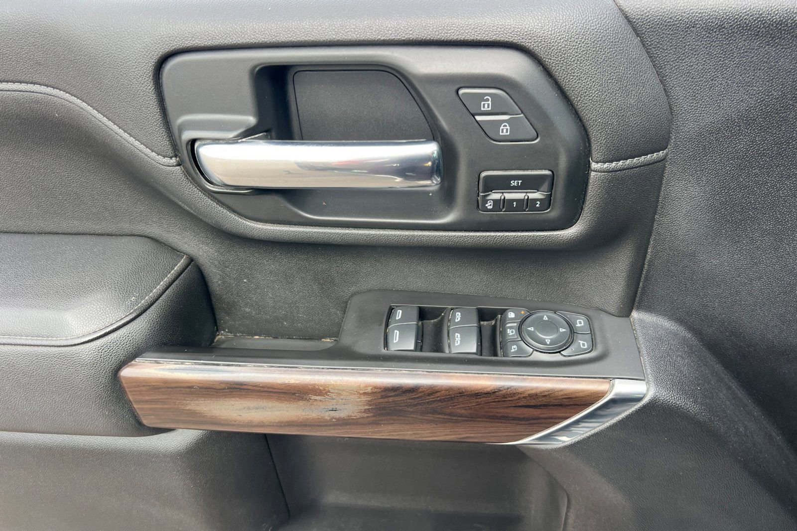 Used 2021 GMC Sierra 2500 SLT w/ SLT Premium Package image 8