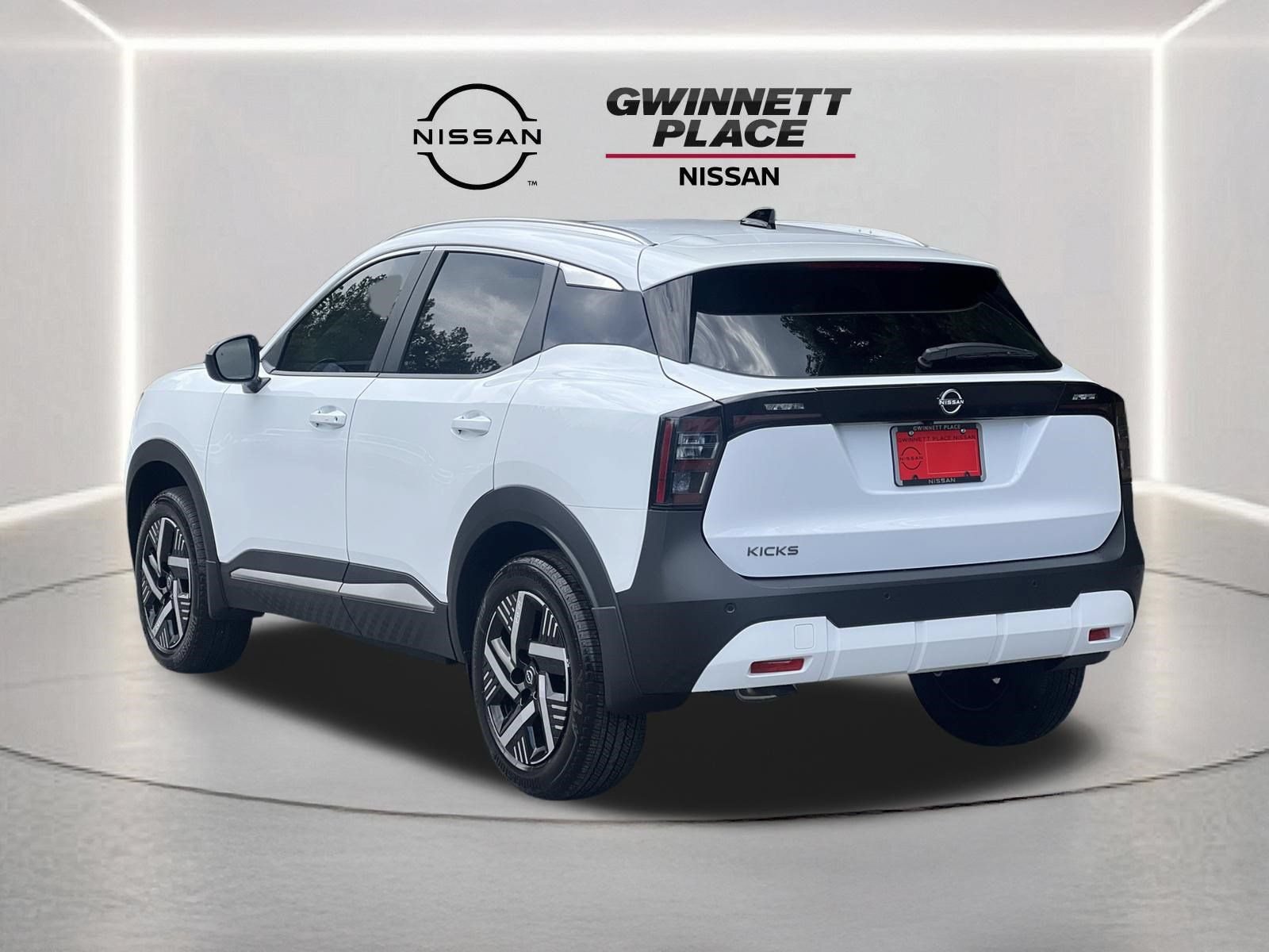 Used 2026 Nissan Kicks SV w/ SV Premium Package FWD image 24