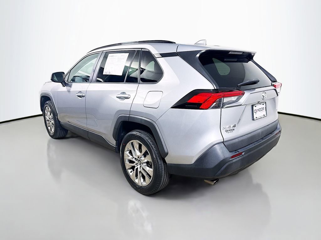 Certified 2020 Toyota RAV4 XLE Premium FWD image 5