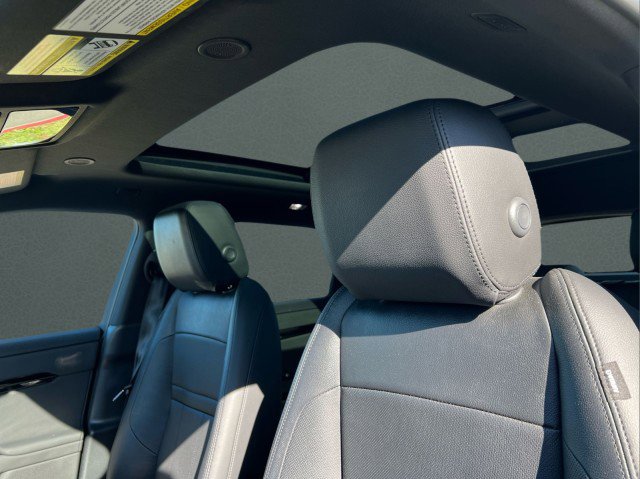 Used 2024 Land Rover Range Rover Evoque S image 15