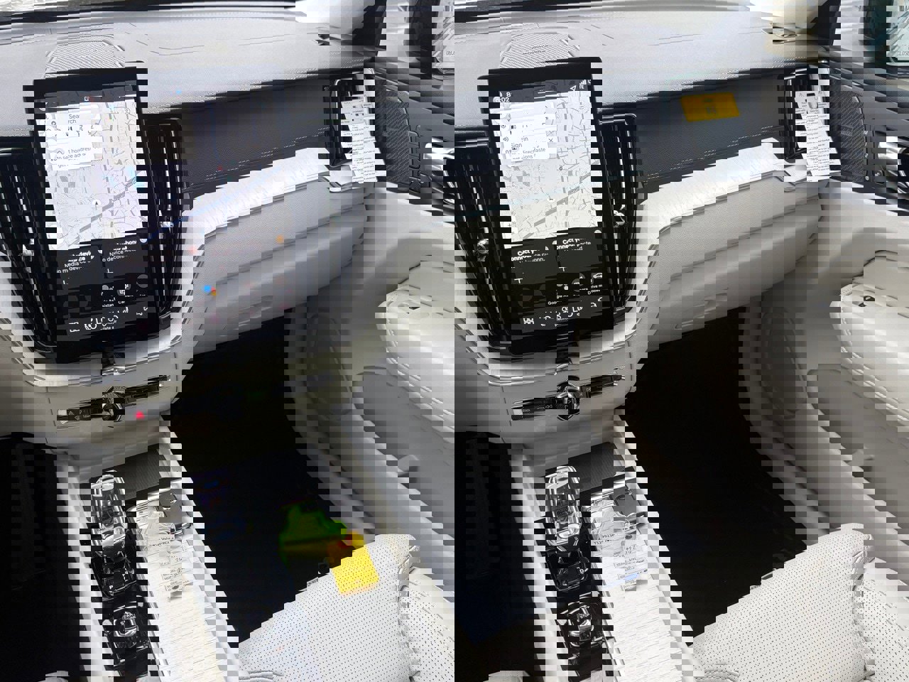 New 2026 Volvo XC60 B5 Ultra w/ Protection Package Premier image 13