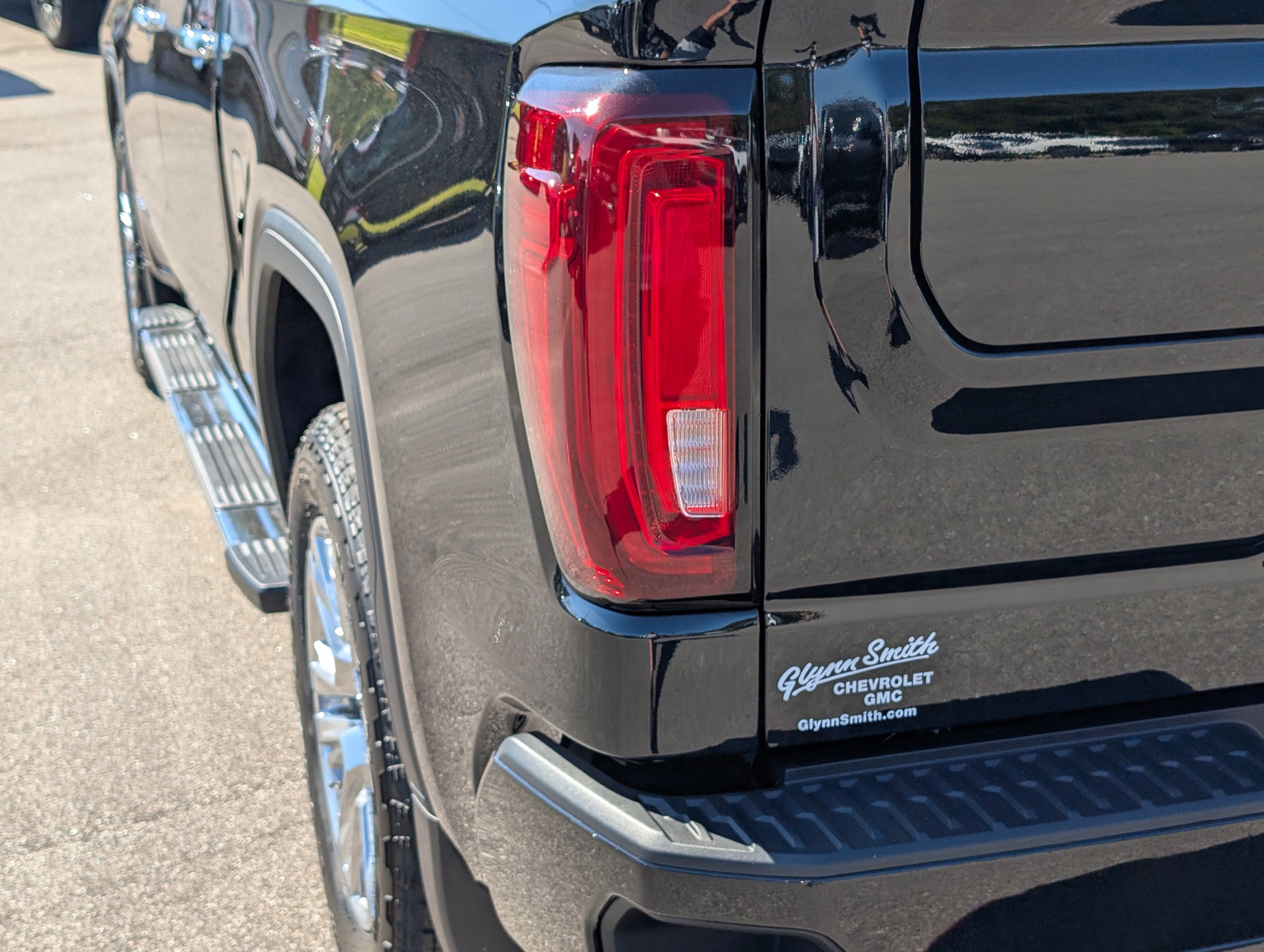 New 2026 GMC Sierra 1500 Denali w/ Technology Package AWD/4WD image 11