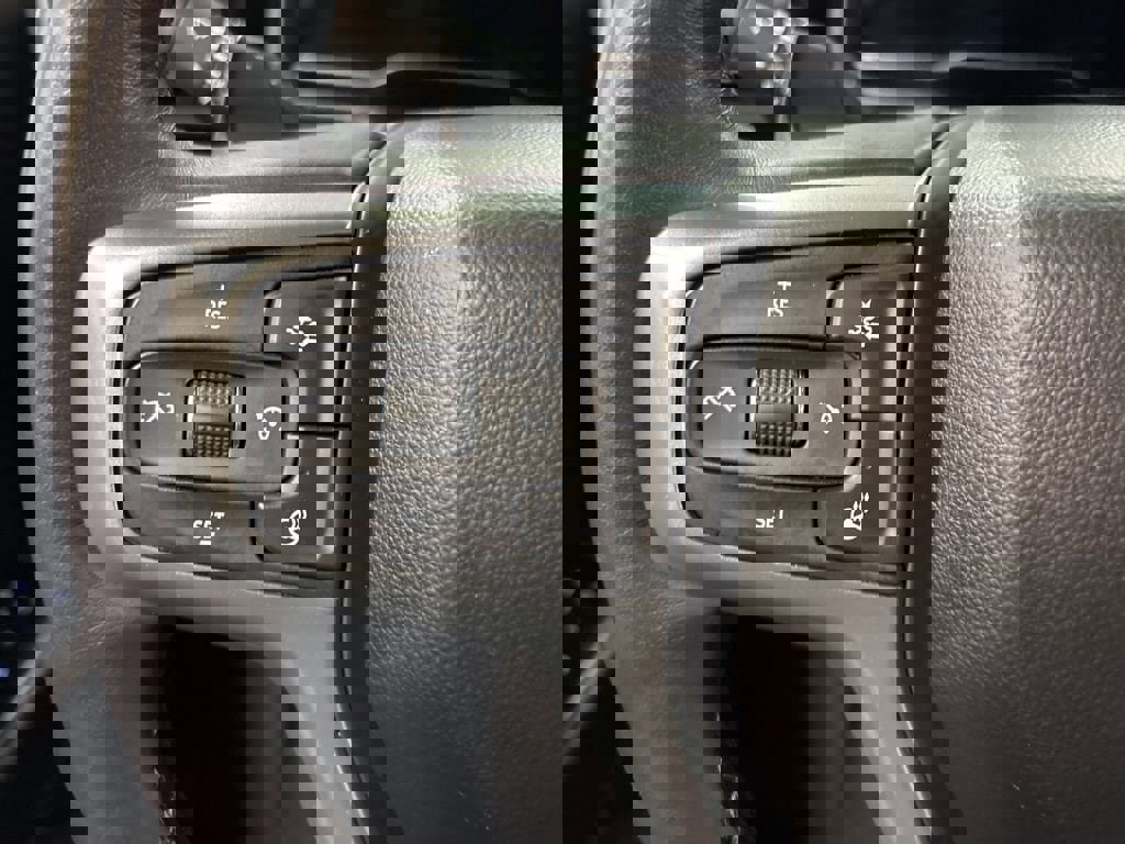 Certified 2022 Chevrolet Silverado 1500 LTZ image 39