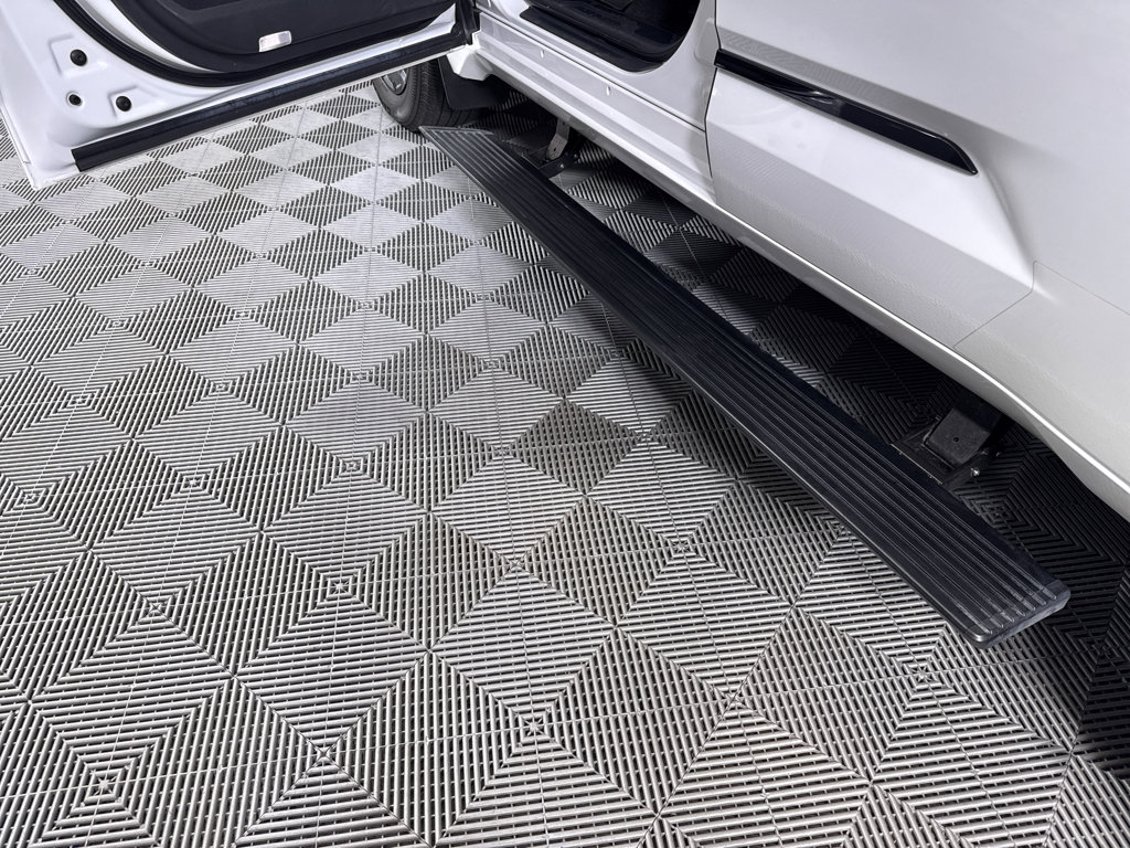 Used 2024 Toyota Sequoia Platinum image 26