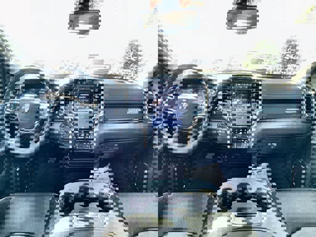 Used 2024 RAM 2500 Laramie image 14