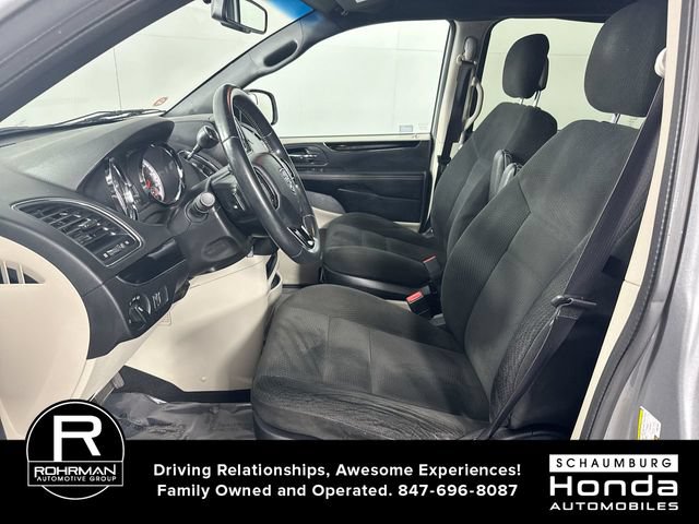 Used 2015 Dodge Grand Caravan SE FWD image 5