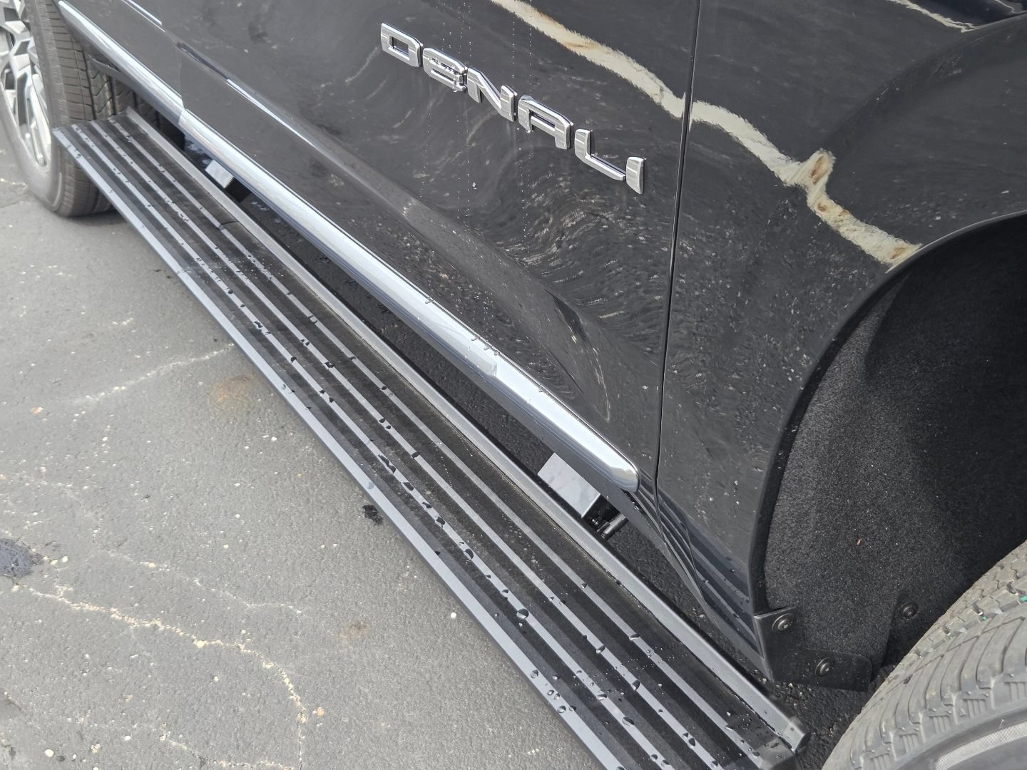 New 2026 GMC Yukon Denali w/ Denali Reserve Package AWD/4WD image 22