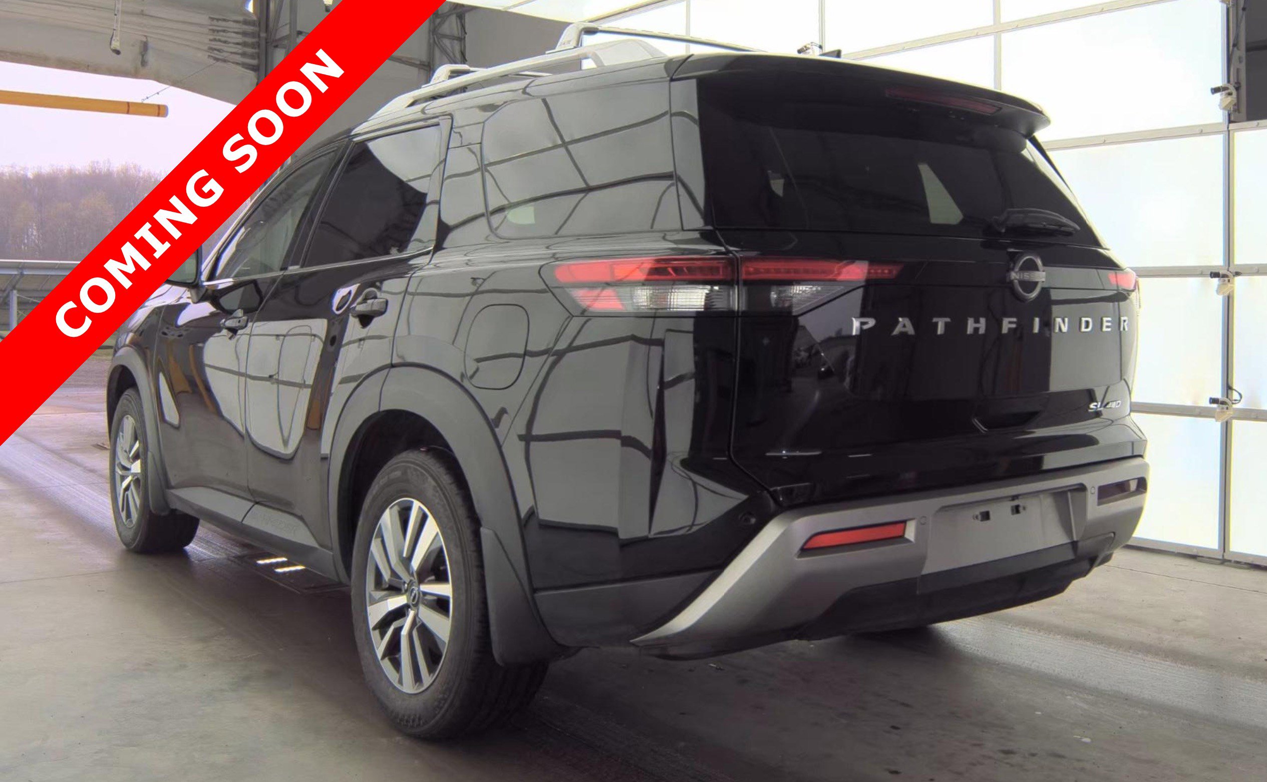 Used 2023 Nissan Pathfinder SL image 4