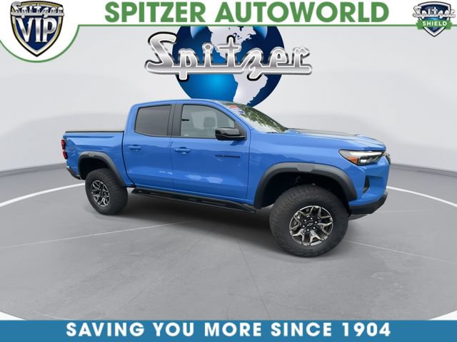 Used 2025 Chevrolet Colorado ZR2 w/ Technology Package AWD/4WD image 2