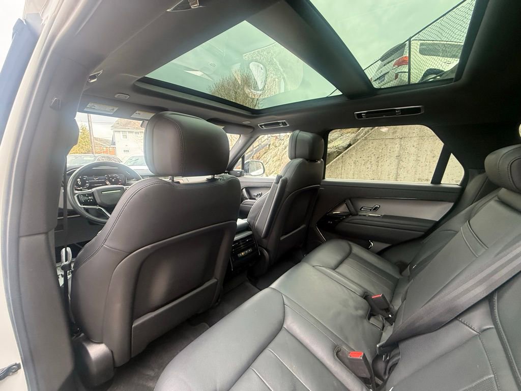 Used 2023 Land Rover Range Rover Sport SE image 19