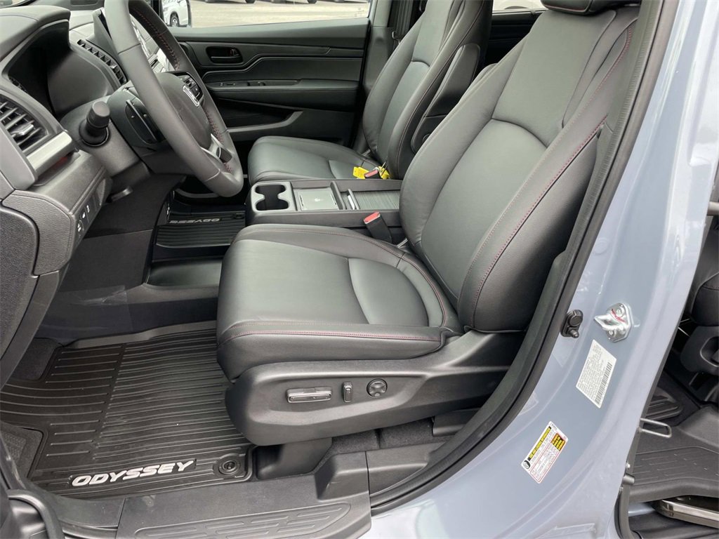 New 2026 Honda Odyssey Sport-L image 13