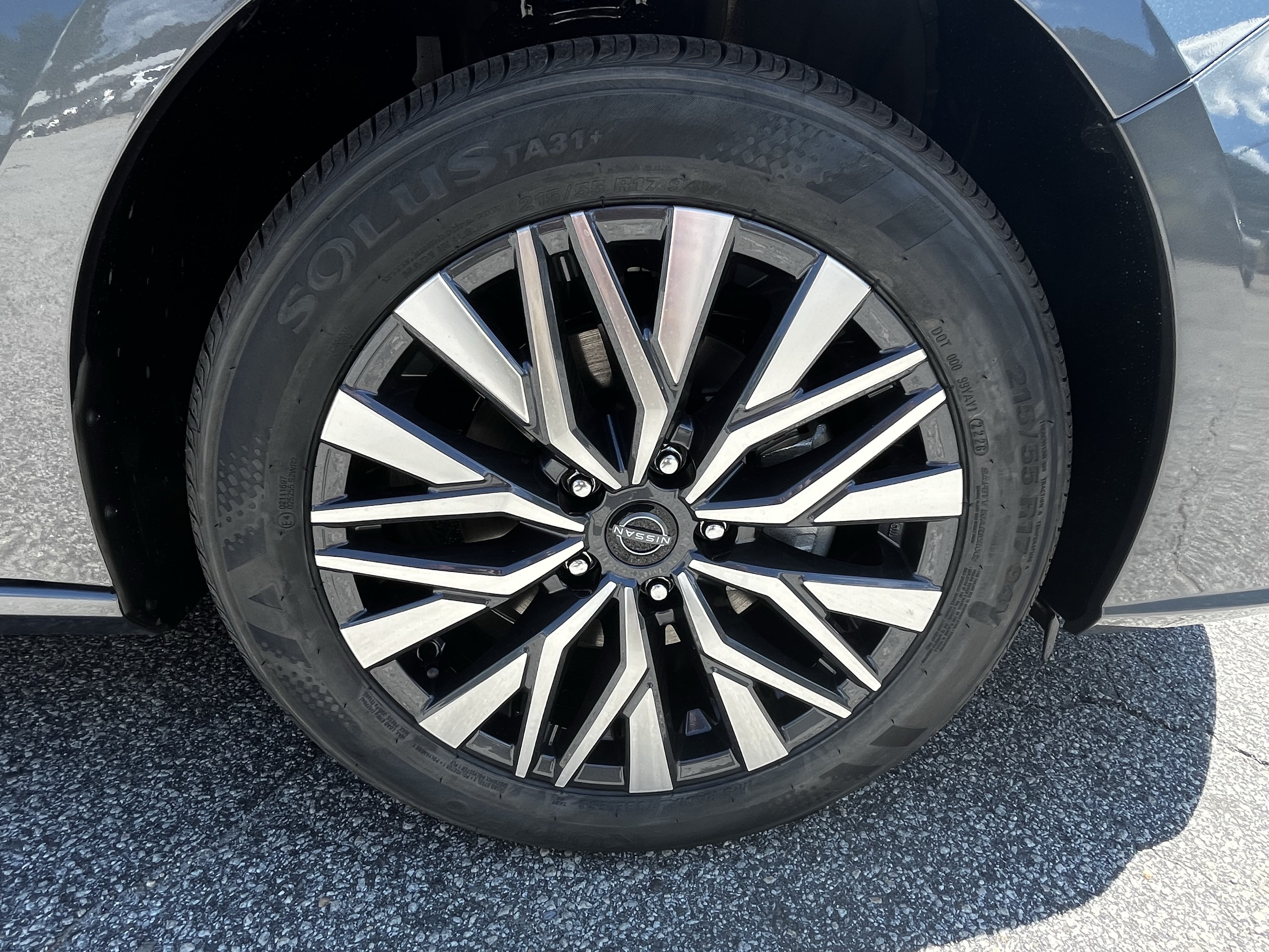 New 2026 Nissan Altima 2.5 SV AWD/4WD image 9