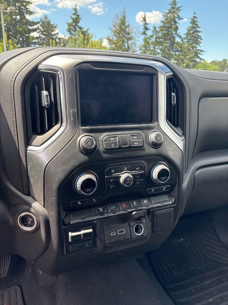 Used 2022 Chevrolet Silverado 3500 LT w/ Convenience Package AWD/4WD image 10